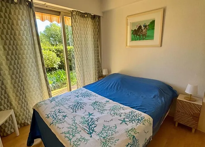 Charming With Garden In Apartman *